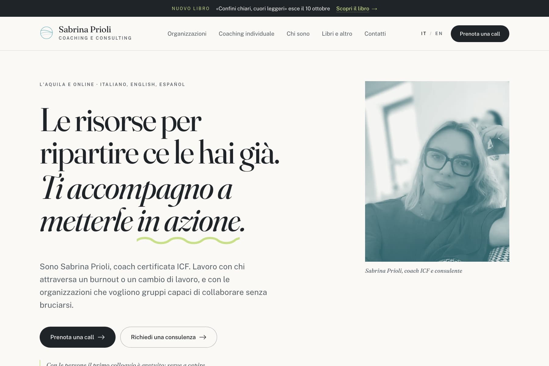 La home del nuovo sito di Sabrina Prioli: il titolo «Le risorse per ripartire ce le hai già», il suo ritratto e i pulsanti per prenotare una call o richiedere una consulenza.